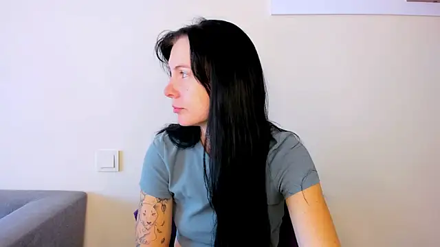 Elle Pearl  online show from October 15, 6:13 am