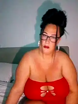 Kayla-Foxx online show from November 10, 11:59 pm