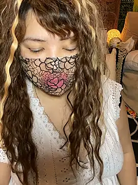 Snapshot of xoxLILxMELOxox chatting on October 3, 4:48 pm xoxLILxMELOxox online show from October 3, 4:48 pm