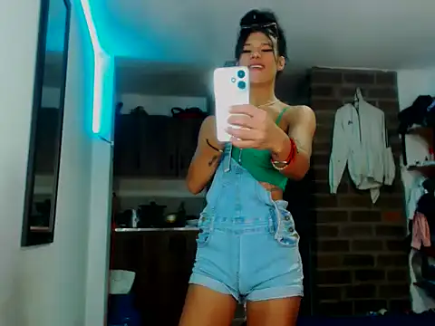 beautiful taty online show from October 3, 8:17 pm