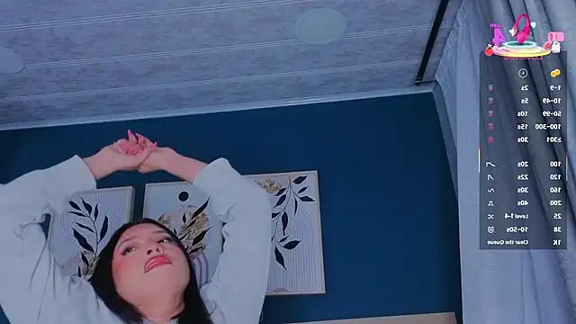 SarahMiler  online show from October 16, 11:44 am