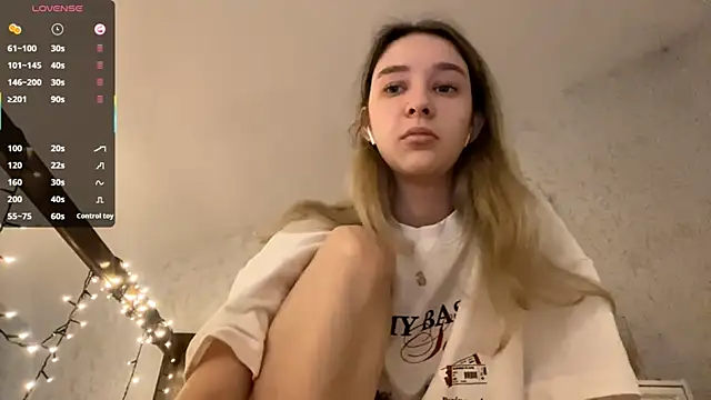 DanaCore online show from October 1, 3:40 pm