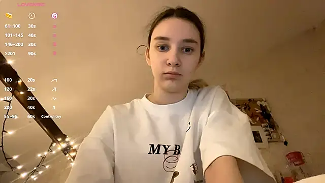 DanaCore online show from November 14, 5:44 pm