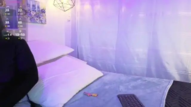 Samaraa Smith online show from October 31, 11:11 am