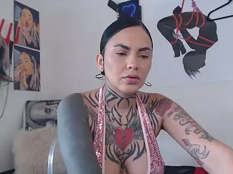 Snapshot of Sofia_May chatting on February 24, 12:03 pm Sofia May online show from February 24, 12:03 pm