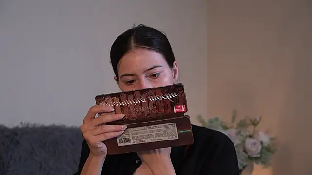 ywixos online show from September 25, 11:36 am