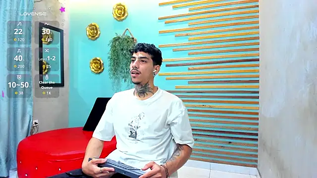 Snapshot of jharol_cardonaa chatting on September 13, 1:27 am jharol cardonaa online show from September 13, 1:27 am