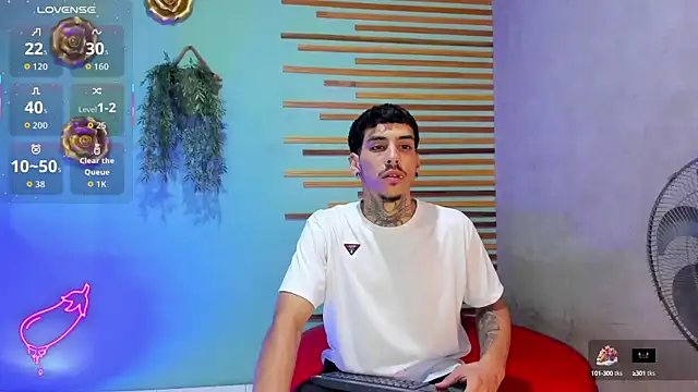 Snapshot of jharol_cardonaa chatting on October 8, 1:14 am jharol cardonaa online show from October 8, 1:14 am