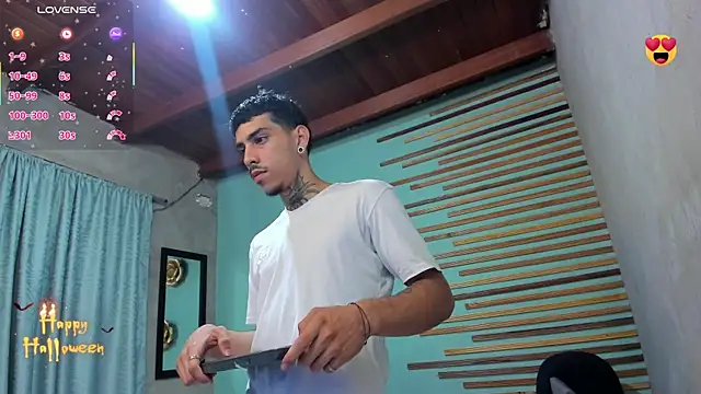 Snapshot of jharol_cardonaa chatting on October 18, 1:19 am jharol cardonaa online show from October 18, 1:19 am