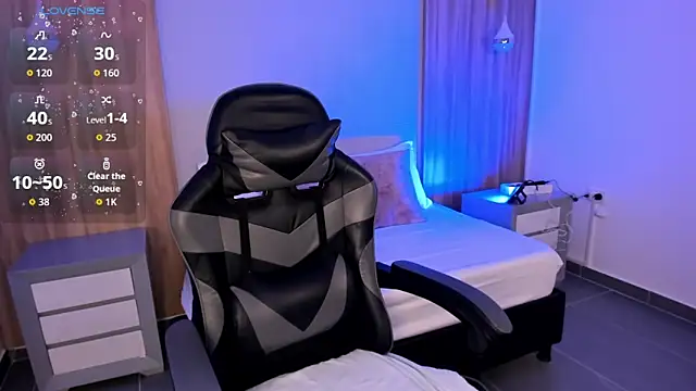 megara x  online show from November 2, 2:25 am