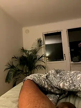 latina-pene online show from September 25, 10:24 pm