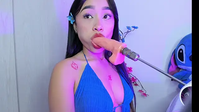 Eva cutte online show from July 13, 12:41 pm