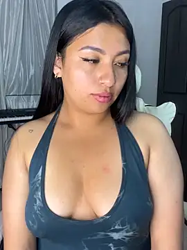 Issa Santana online show from June 9, 8:31 pm