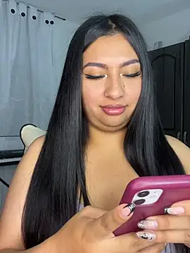 Issa Santana online show from July 27, 10:50 pm