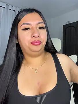 Issa Santana online show from July 30, 8:30 pm