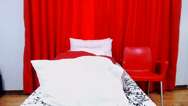SexyBustyBoobs online show from June 15, 5:53 am