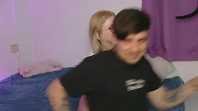 Snapshot of Nearky chatting on February 22, 9:57 pm Nearky online show from February 22, 9:57 pm