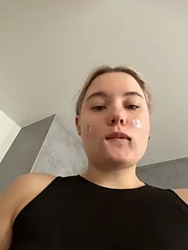 StephanieMur online show from February 2, 4:00 am