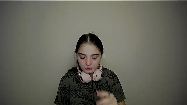 Sun Shine   online show from September 26, 6:34 pm