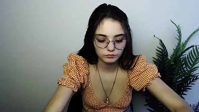 Sun Shine   online show from November 29, 9:56 am