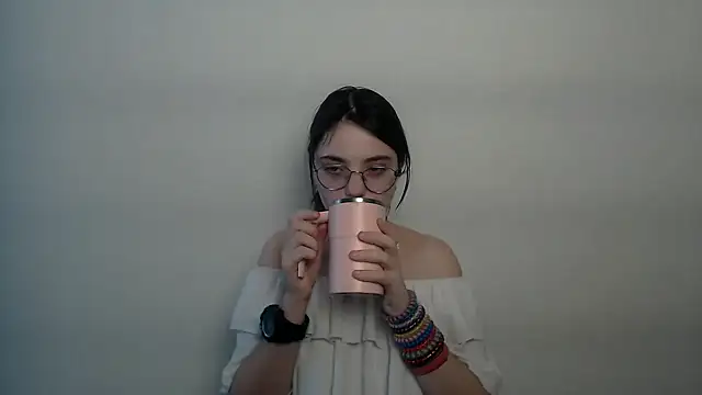 Snapshot of Sun_Shine__ chatting on February 24, 2:26 pm Sun Shine online show from February 24, 2:26 pm