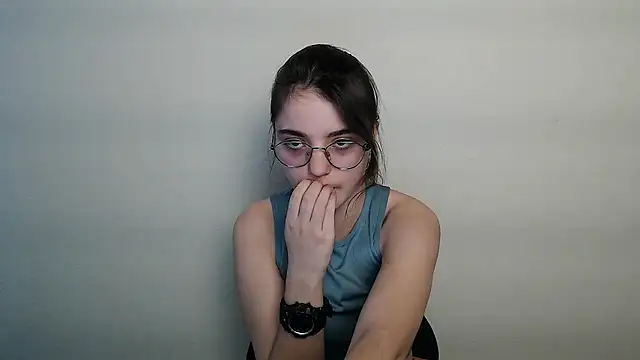 Snapshot of Sun_Shine__ chatting on March 7, 3:20 pm Sun Shine online show from March 7, 3:20 pm