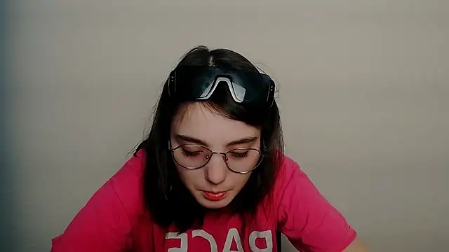 Snapshot of Sun_Shine__ chatting on March 12, 3:40 pm Sun Shine online show from March 12, 3:40 pm