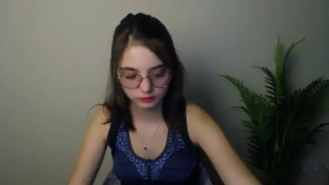 Snapshot of Sun_Shine__ chatting on March 19, 7:18 pm Sun Shine online show from March 19, 7:18 pm