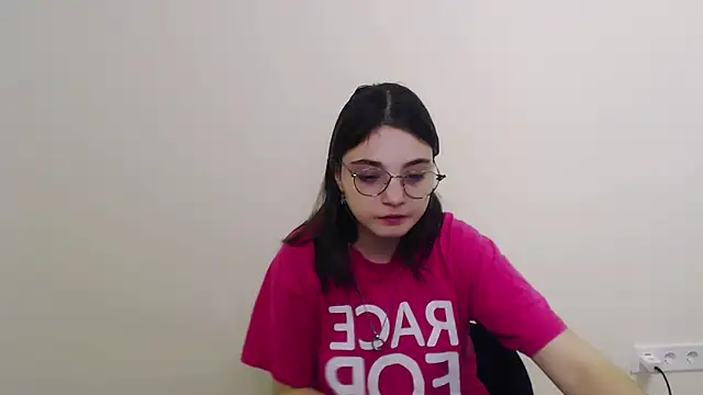 Snapshot of Sun_Shine__ chatting on April 28, 6:46 pm Sun Shine online show from April 28, 6:46 pm