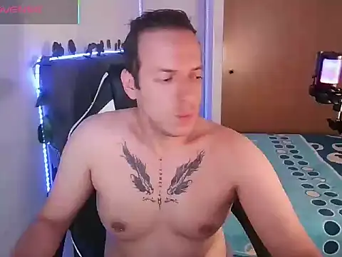 Cerso1 online show from August 2, 10:30 pm