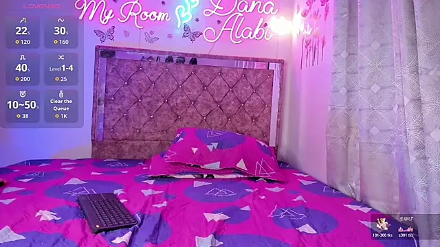 Snapshot of Dana-Alabi chatting on March 20, 1:49 pm Dana-Alabi online show from March 20, 1:49 pm