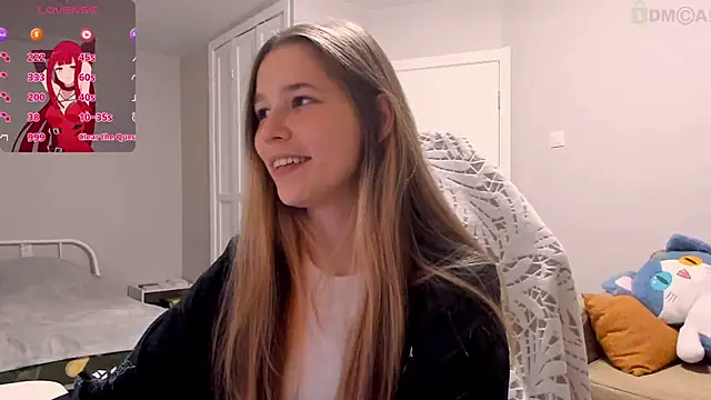 ValerieBubbles online show from October 4, 7:45 pm