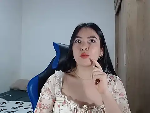 EloiseJun online show from September 17, 8:54 pm