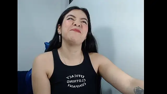 EloiseJun online show from June 20, 4:59 am