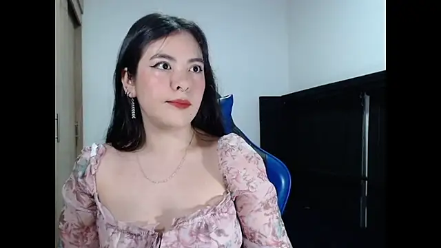 EloiseJun online show from July 12, 10:23 pm