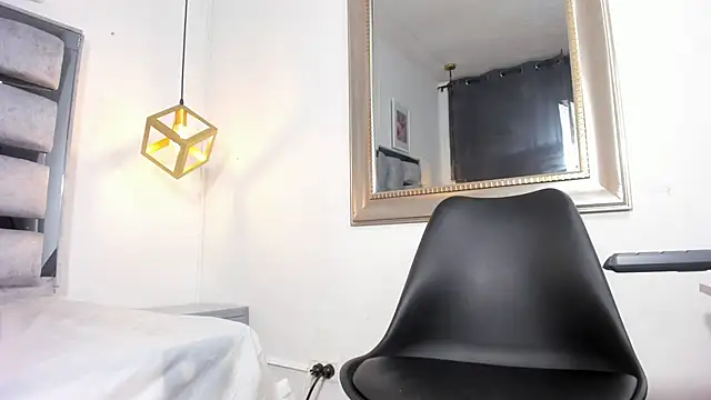 lianfox  online show from October 24, 12:34 pm