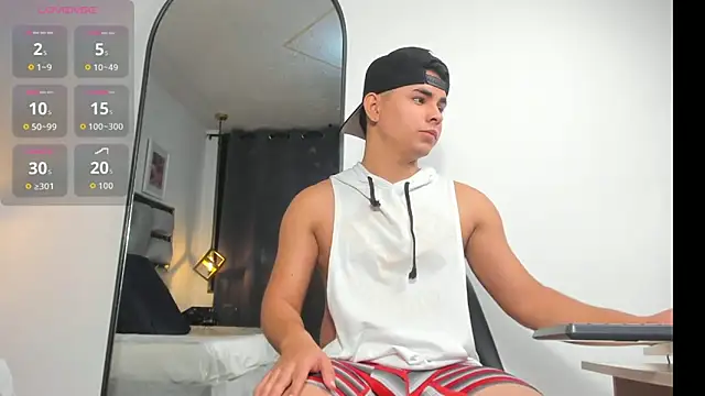 lianfox  online show from June 10, 12:15 pm