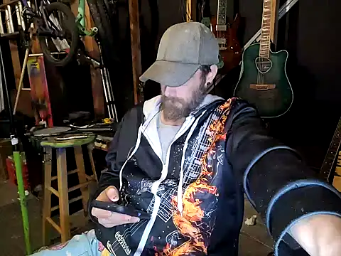 thejuicybacon online show from October 8, 5:16 am