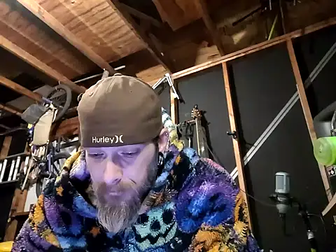 thejuicybacon online show from February 12, 3:01 am