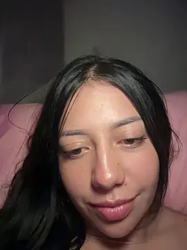 Snapshot of MissCat_ chatting on April 9, 3:06 am MissCat online show from April 9, 3:06 am