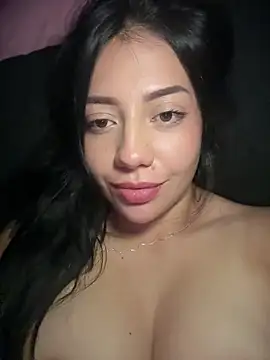 Snapshot of MissCat_ chatting on May 27, 12:18 am MissCat online show from May 27, 12:18 am