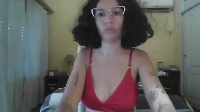 loliporomero online show from January 17, 10:35 pm