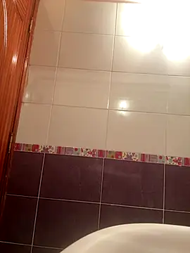 Snapshot of dalo3a_ay chatting on October 4, 8:29 pm dalo3a ay online show from October 4, 8:29 pm