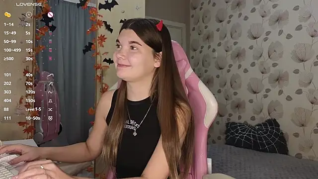 Snapshot of _cute_ice chatting on October 31, 6:14 am cute ice online show from October 31, 6:14 am