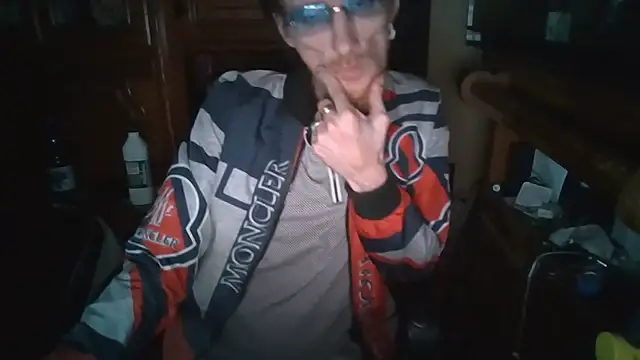 zipman92 online show from January 7, 2:30 pm