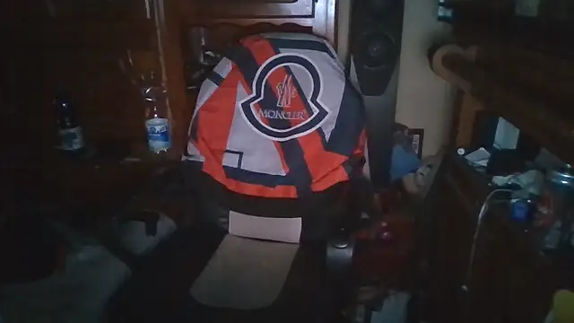 zipman92 online show from January 8, 6:48 am