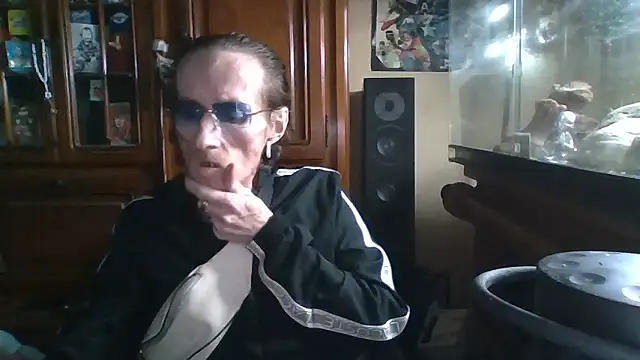 zipman92 online show from January 13, 2:55 pm