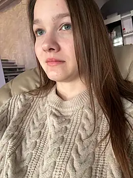 MichelleRoux online show from October 5, 10:35 am