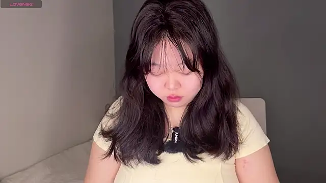 Kittenfishing online show from September 27, 2:33 pm