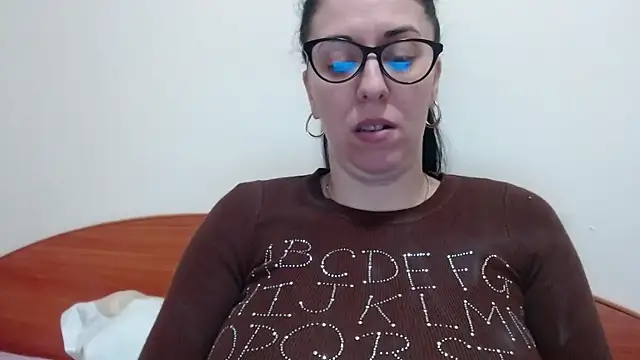 jollene online show from February 24, 2:48 pm